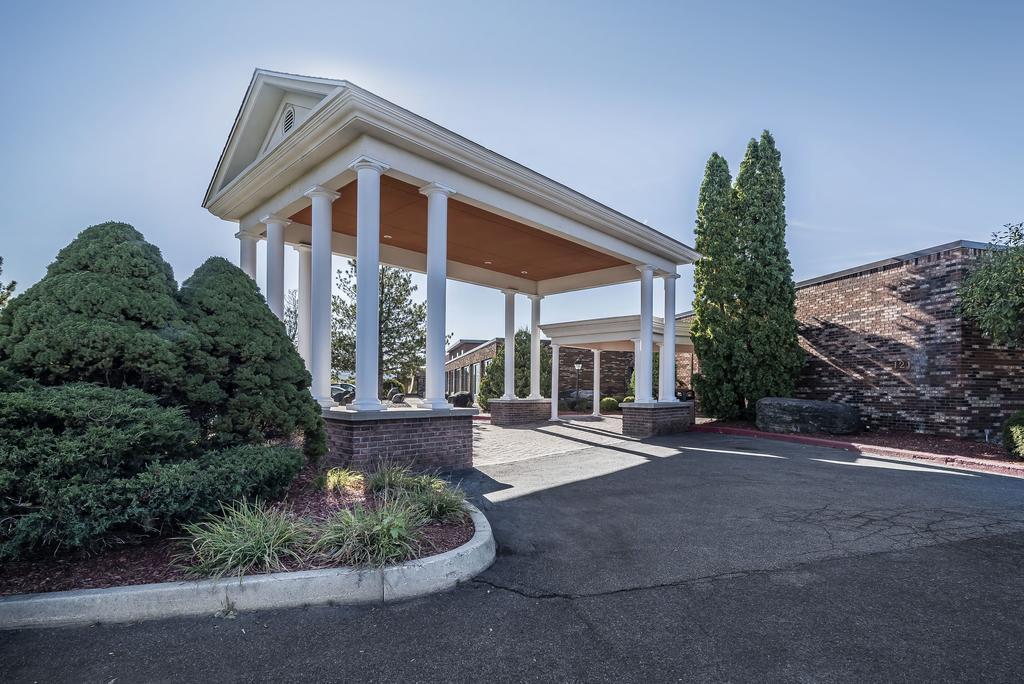 The Inn At Cobleskill Экстерьер фото
