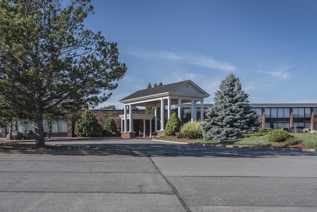 The Inn At Cobleskill Экстерьер фото